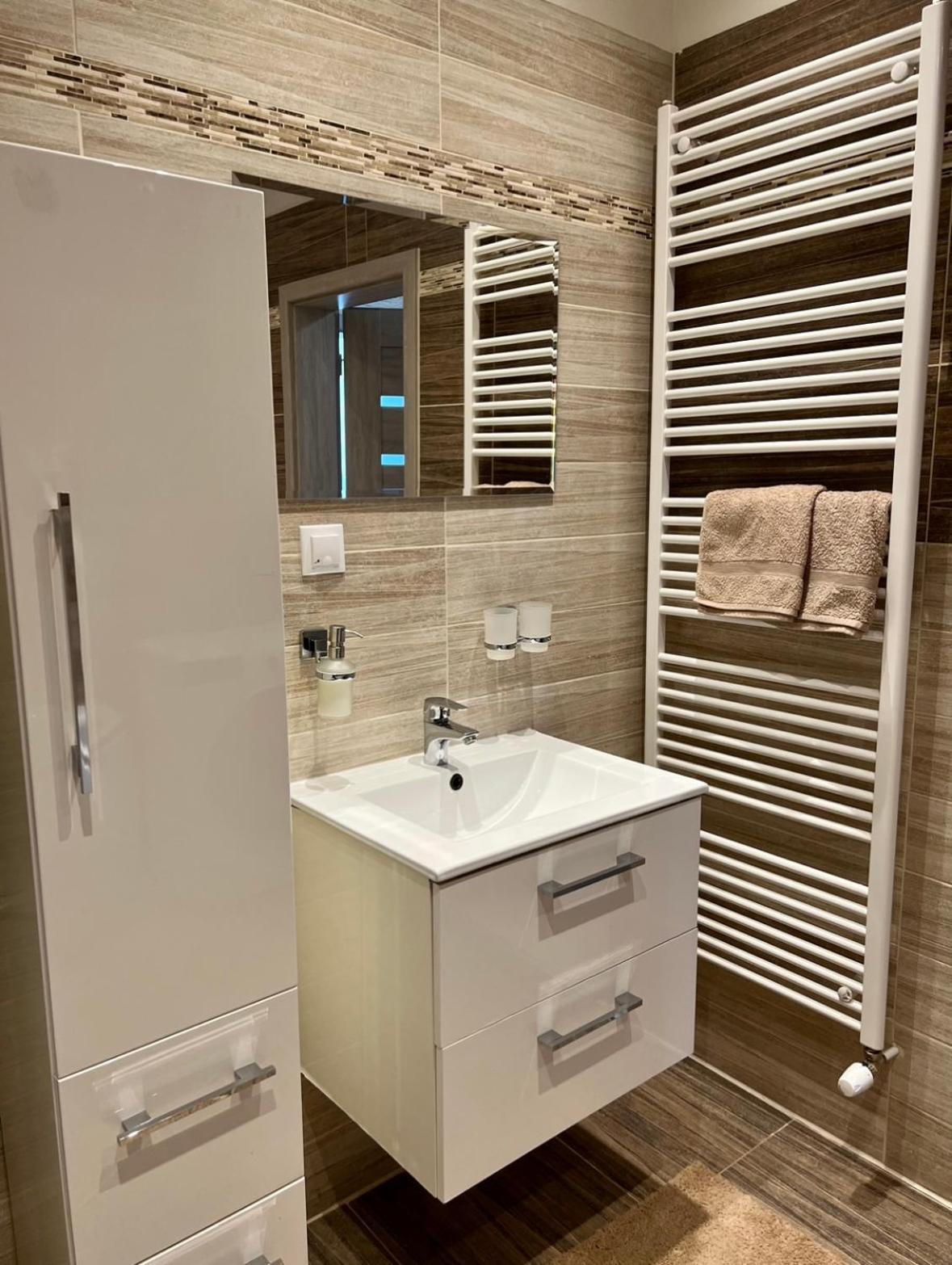 Palace Hill Apartment 3L Poprad Buitenkant foto